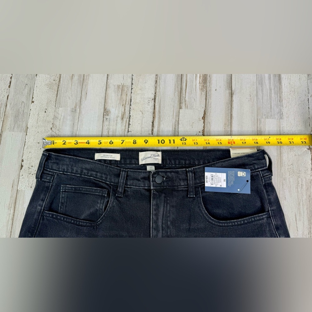 Universal Thread Women's High-Rise Flare Jeans Black Denim Size 16R Short NWT - Picture 7 of 12